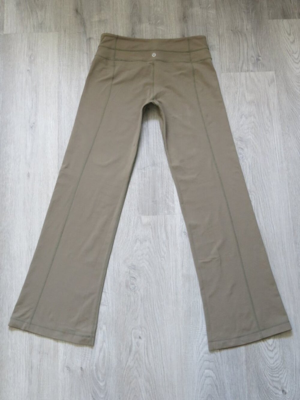 Lululemon Athletica Olive Green Reversible Groove Pants **NO SIZE TAG/DOT**